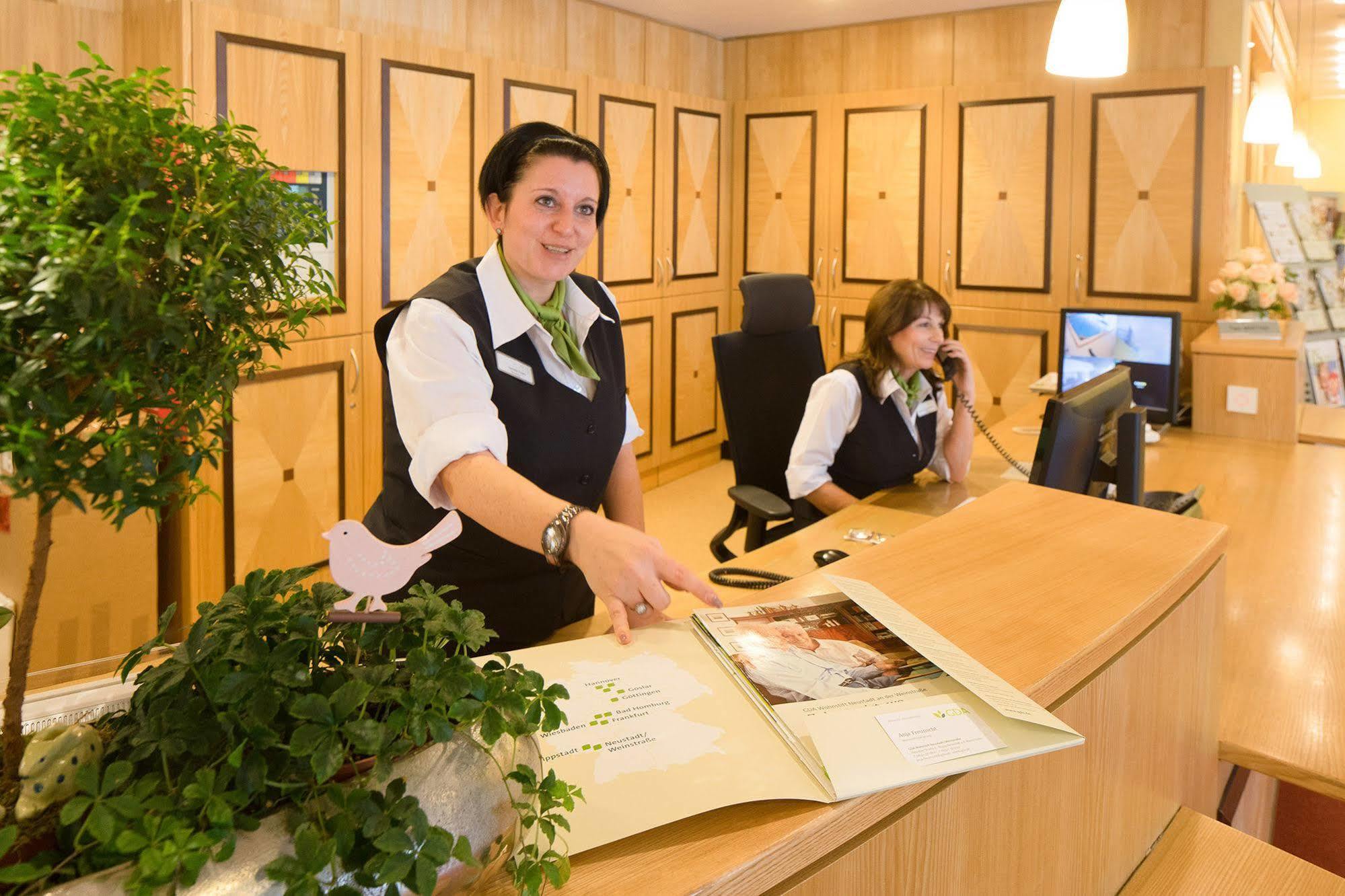 Gda Hotel Neustadt an der Weinstraße Buitenkant foto